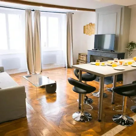 Bngo I Luxe & Confort I Centre, 4 Personnes, Toilette Separe, Place Des Terreaux