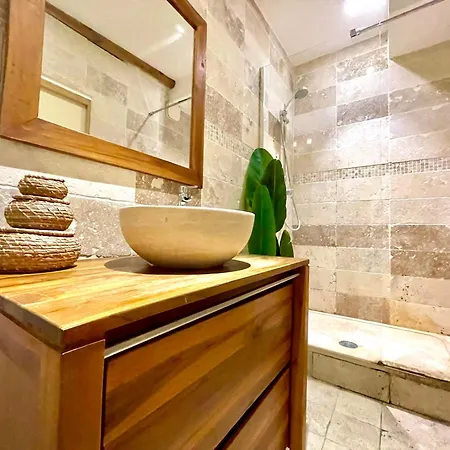 Bngo I Luxe & Confort I Centre, 4 Personnes, Toilette Separe, Place Des Terreaux
