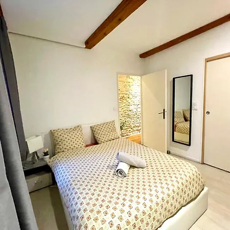 Apartment Bngo I Luxe & Confort I Centre, 4 Personnes, Toilette Separe, Place Des Terreaux Lyon