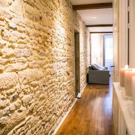 Bngo I Luxe & Confort I Centre, 4 Personnes, Toilette Separe, Place Des Terreaux Daire Lyon